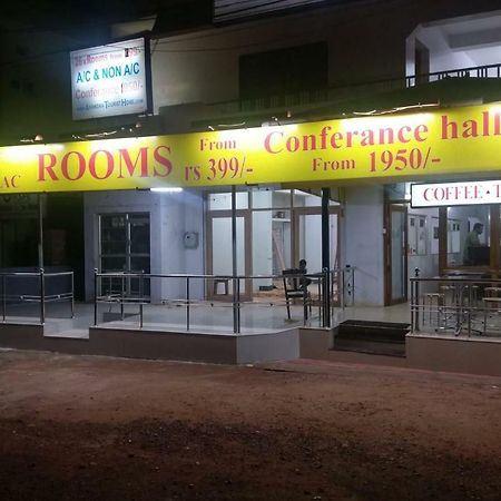 Anandan Tourist Home 바르칼라 외부 사진