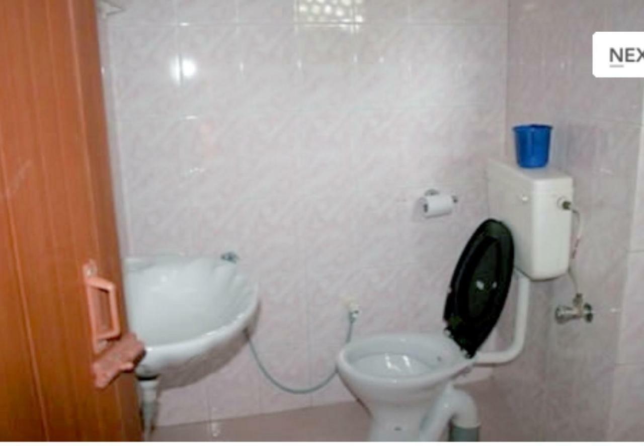 Anandan Tourist Home 바르칼라 외부 사진